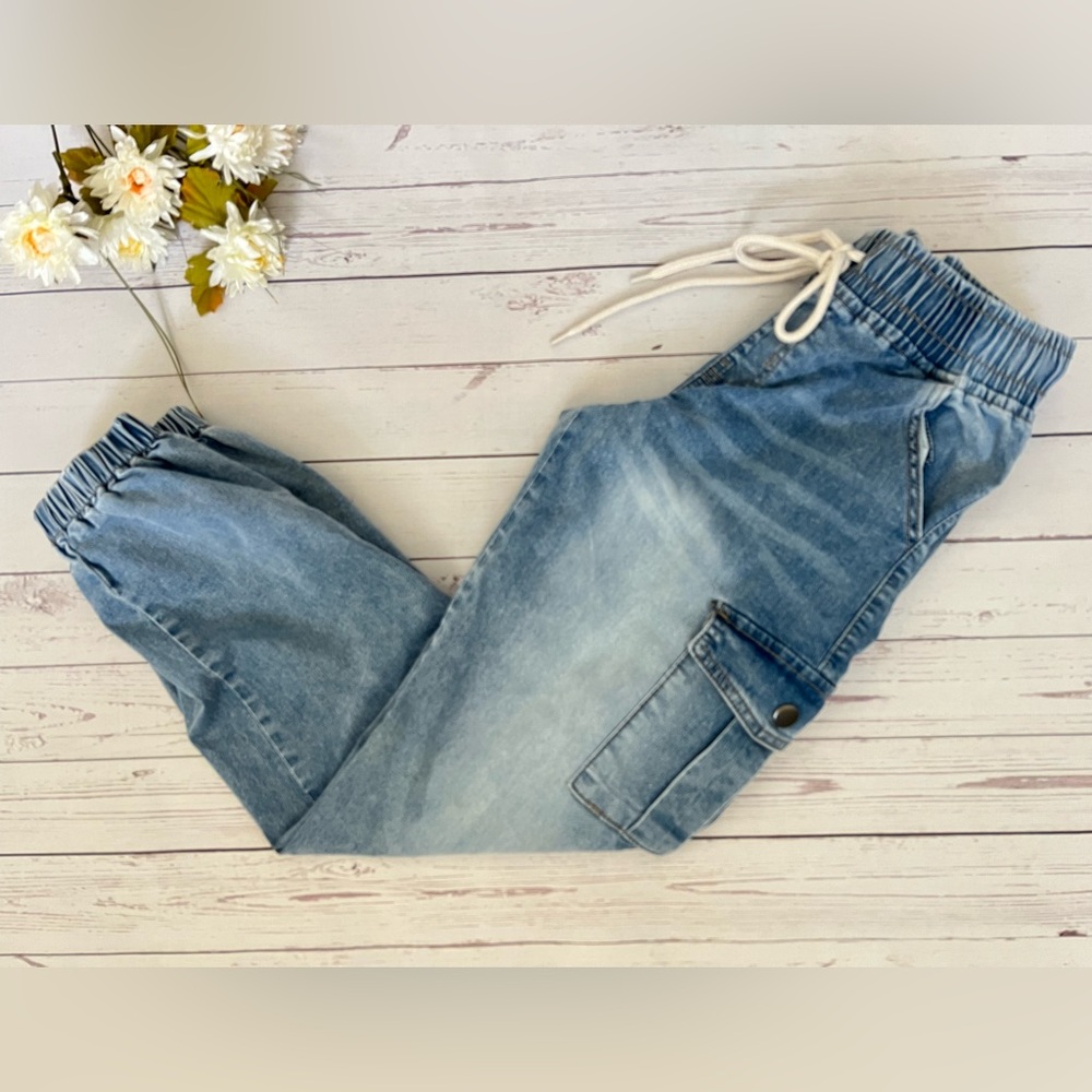 Men's Light Blue Jeans